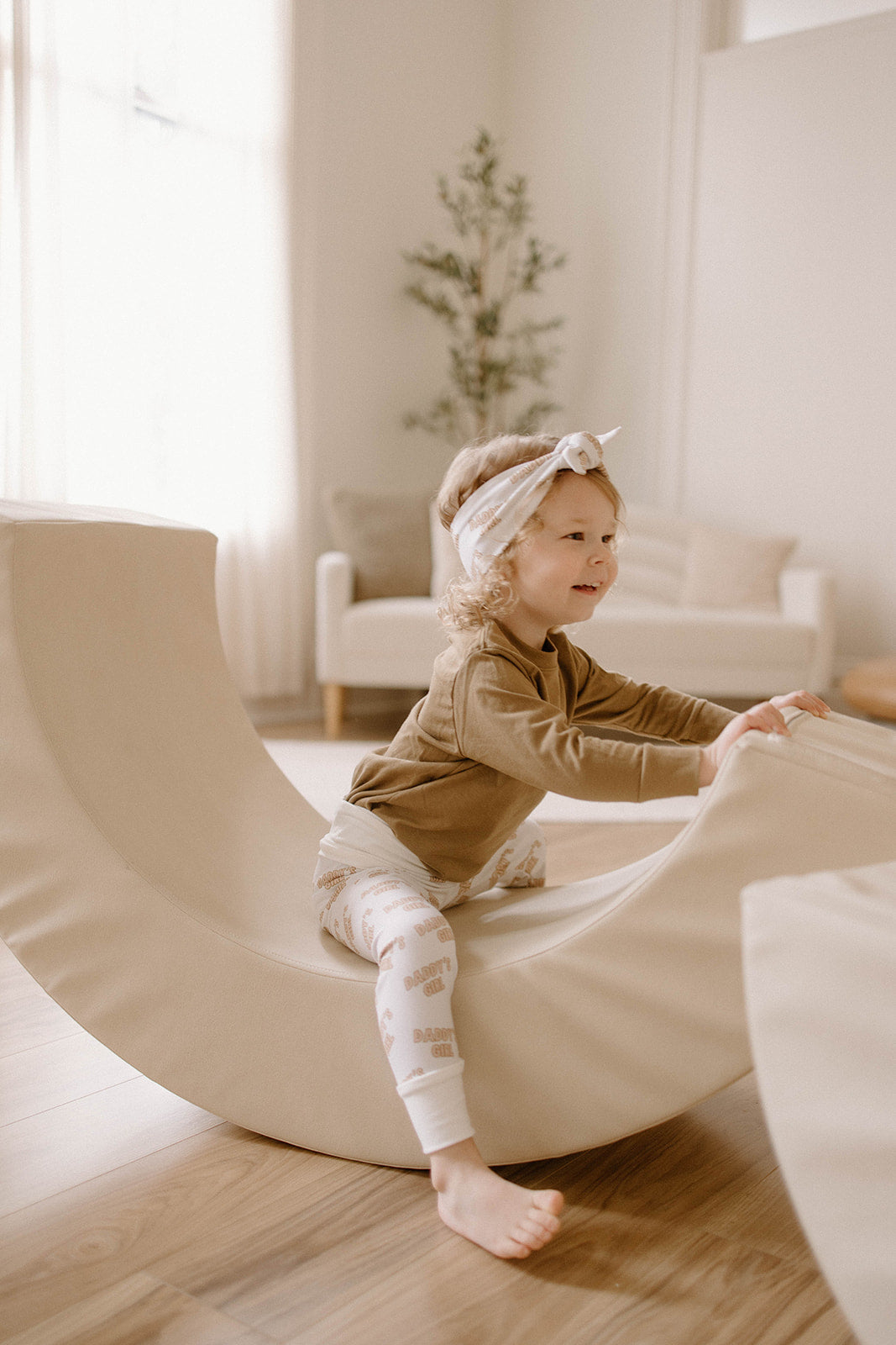 Babe Knotted Headband | Daddy’s Girl