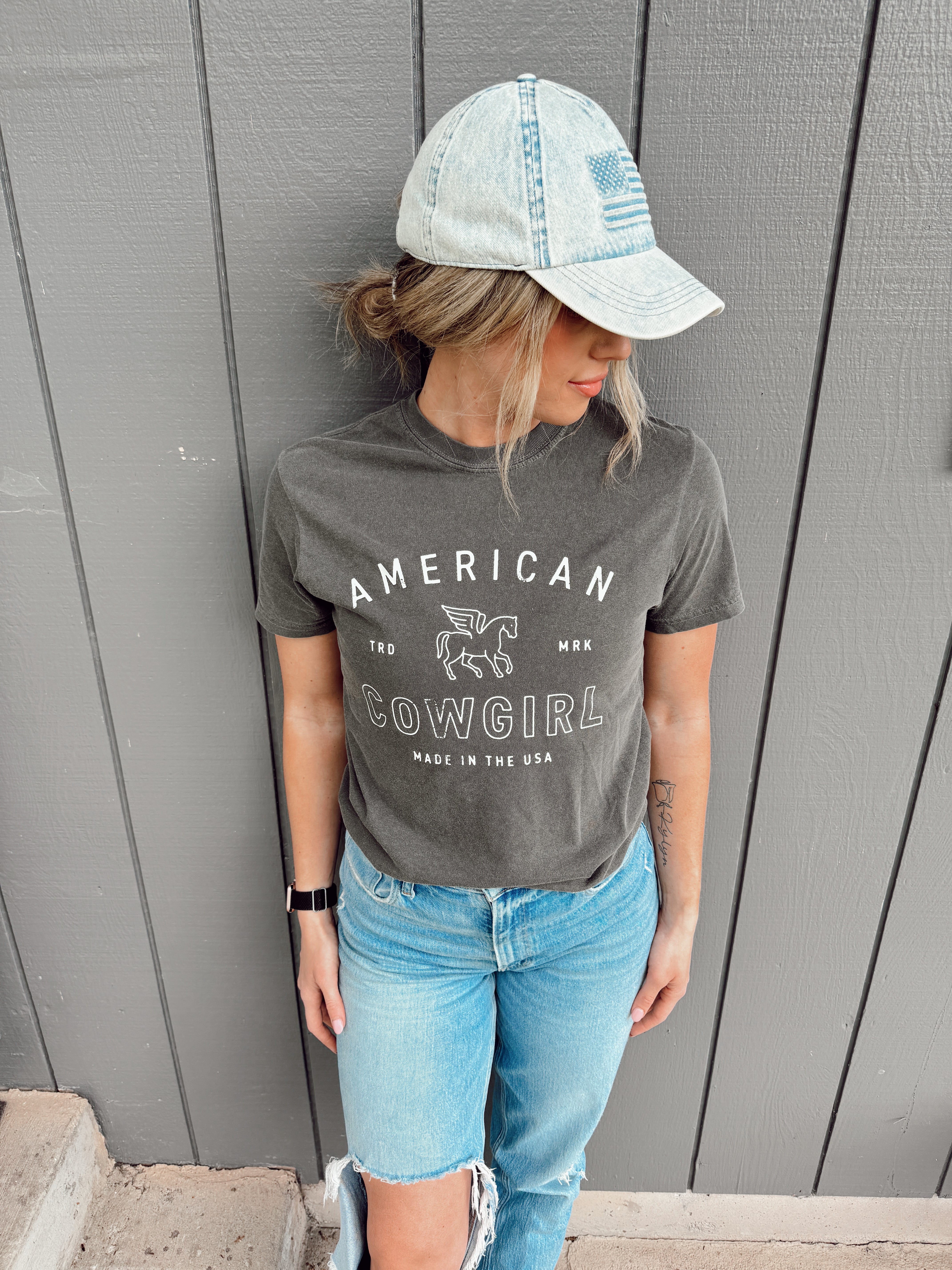 ADULT TEE | American Cowgirl on Pepper