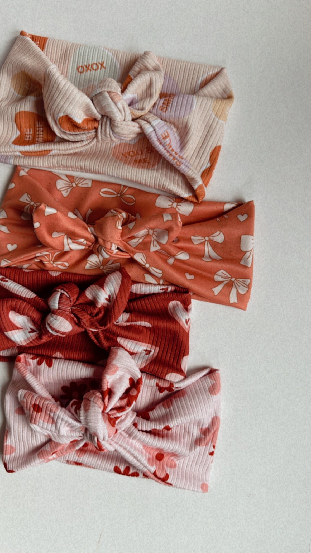 Babe Knotted Headband | Convo Hearts Ribbed