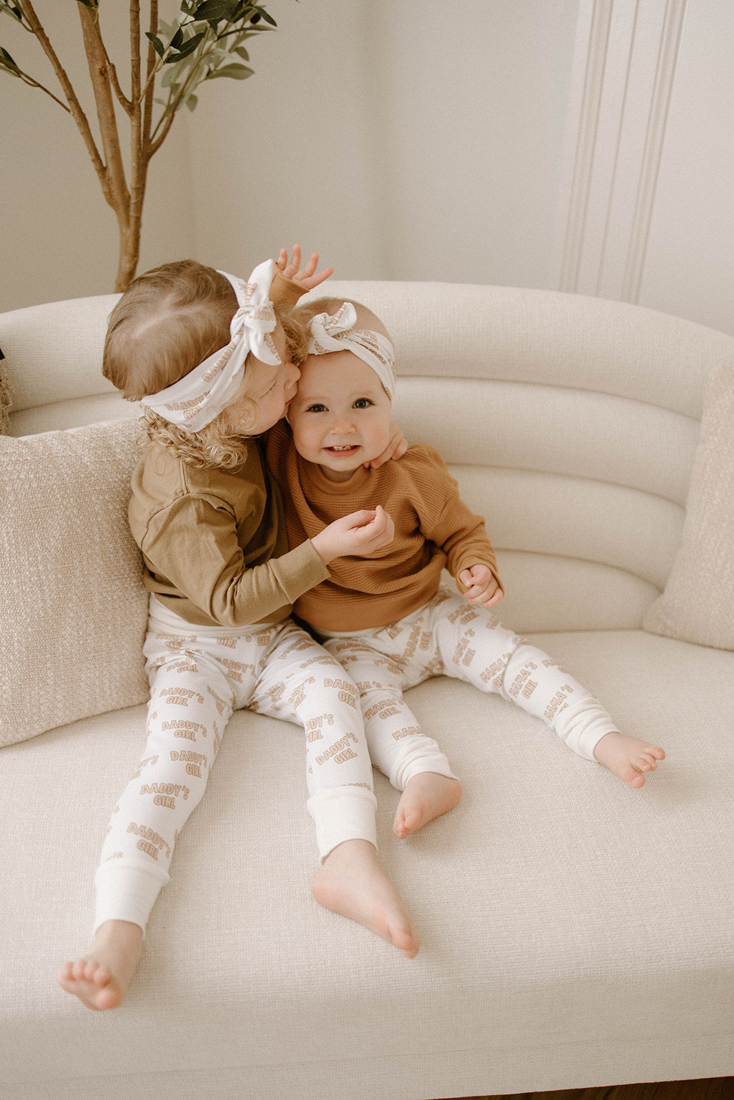 Babe Knotted Headband | Mama’s Girl