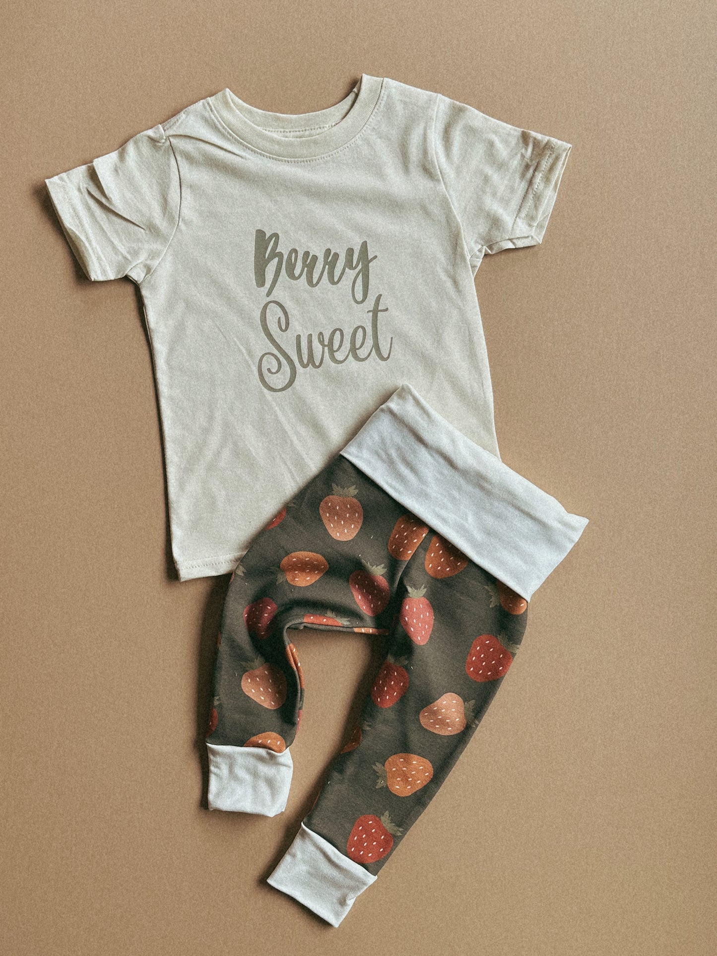 FINAL FEW | French Terry Leggings | Strawberries