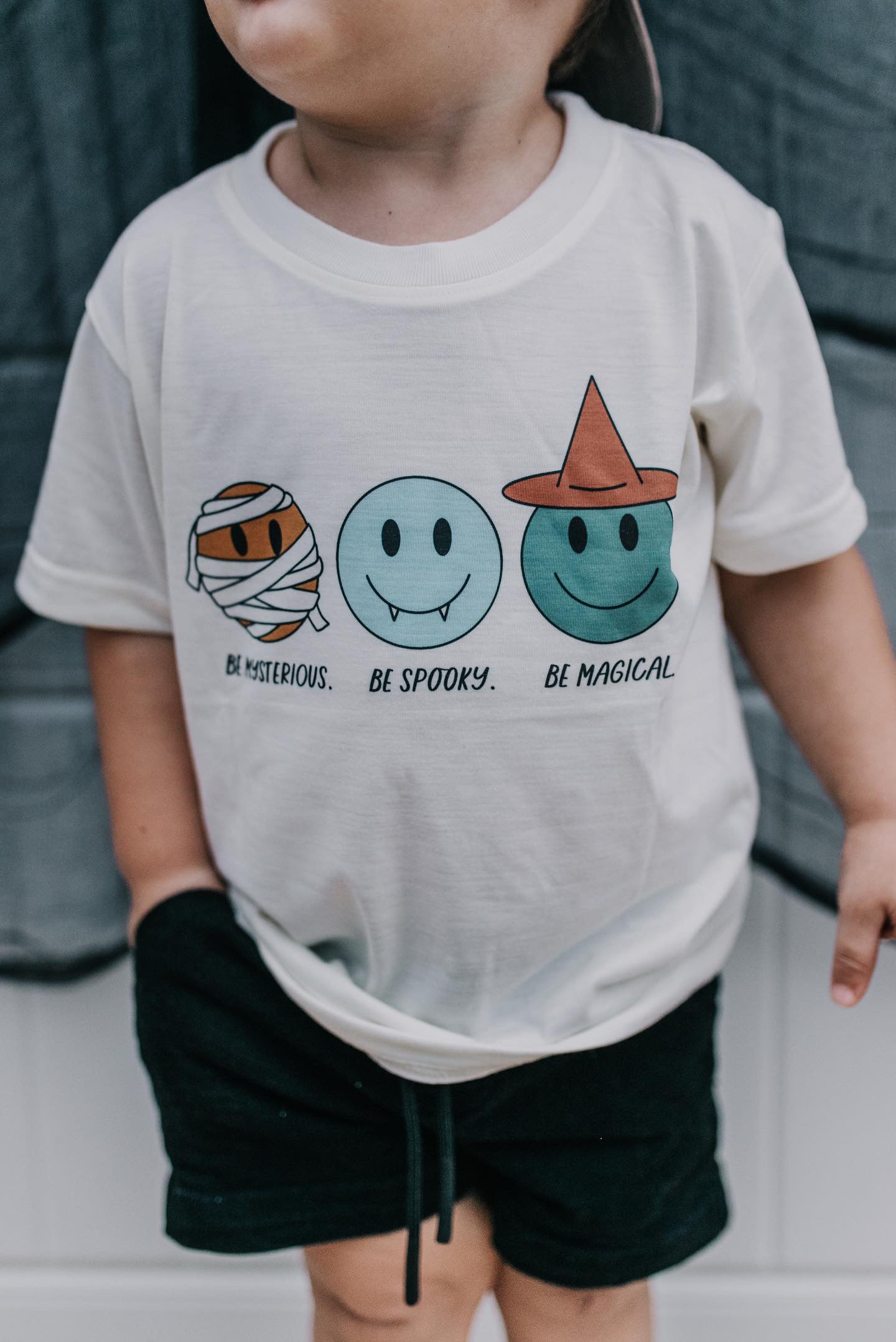 BABE TEE | Blue Smiley Trio on Ivory