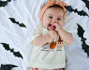 BABE TEE | Pink Smiley Trio on Ivory